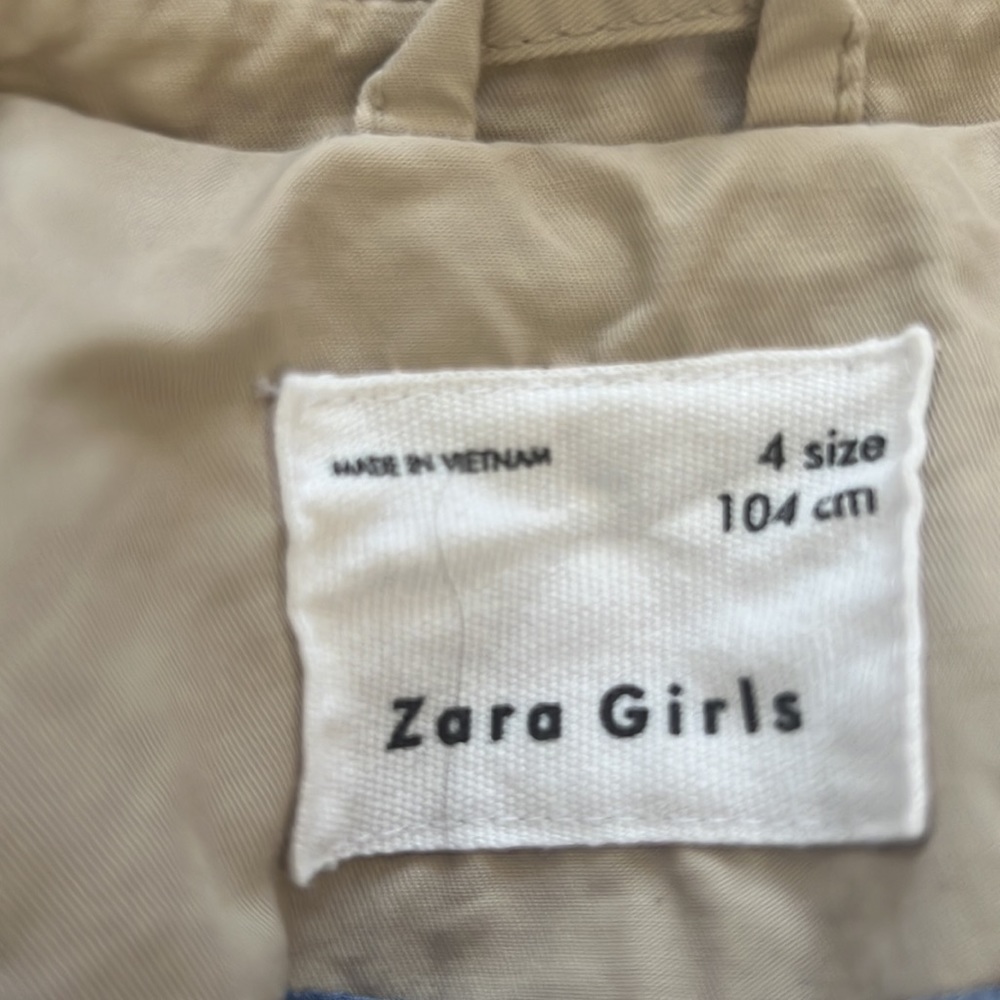 Zara Baby Girl Tan Classic Trench Coat Blue lining belt 4T Jacket kids - Picture 3 of 4